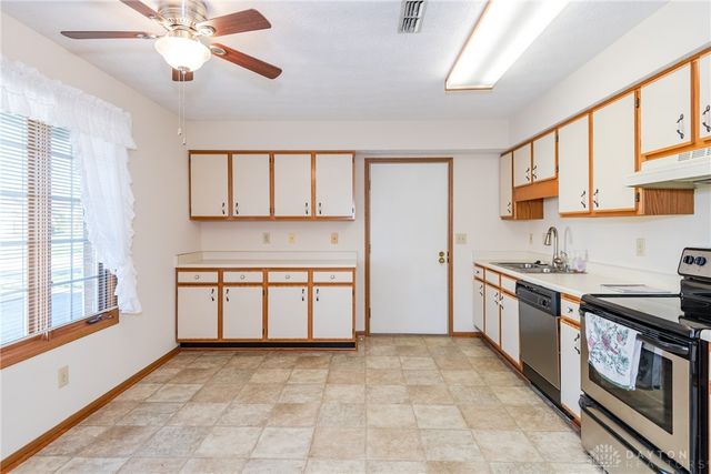 6936 Willow Tree Lane, Dayton, OH 45424