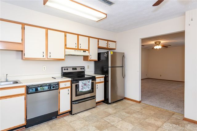 6936 Willow Tree Lane, Dayton, OH 45424