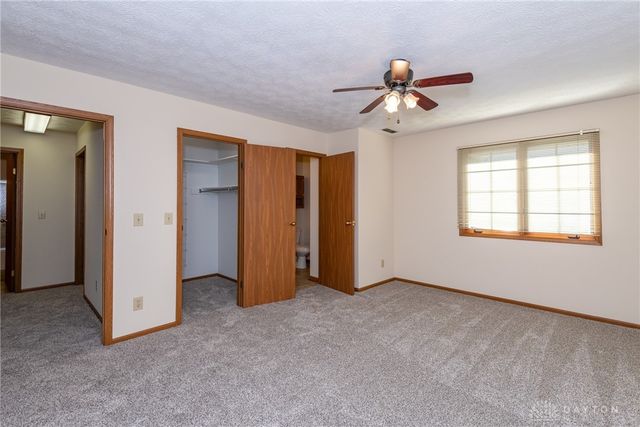 6936 Willow Tree Lane, Dayton, OH 45424