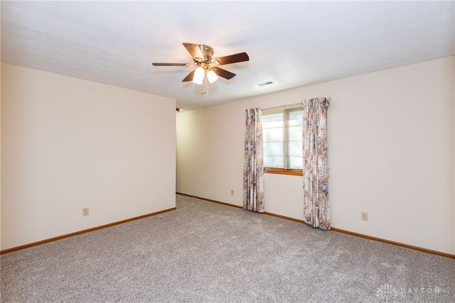 6936 Willow Tree Lane, Dayton, OH 45424