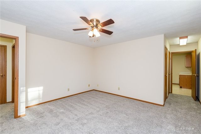 6936 Willow Tree Lane, Dayton, OH 45424