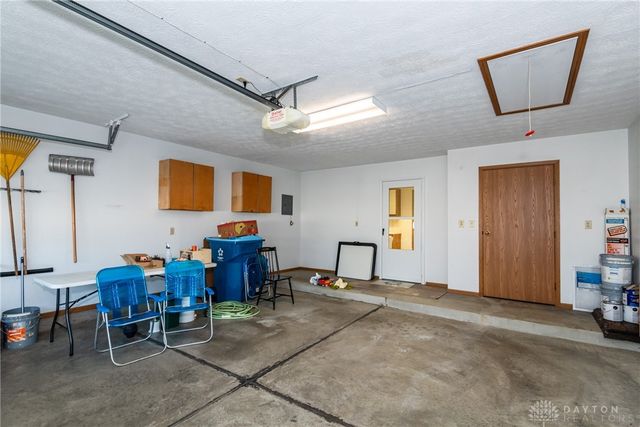 6936 Willow Tree Lane, Dayton, OH 45424