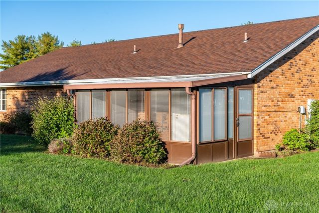 6936 Willow Tree Lane, Dayton, OH 45424