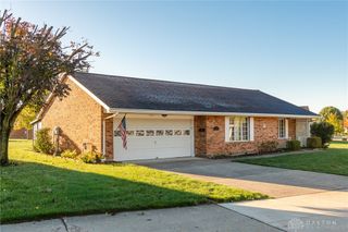 6936 Willow Tree Lane, Dayton, OH 45424