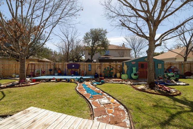 1114 Calistoga DR, Leander, TX 78641