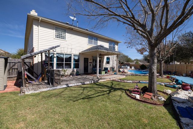 1114 Calistoga DR, Leander, TX 78641