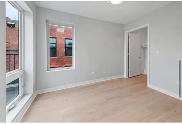 4637 N Ashland Avenue 401, Chicago, IL 60640