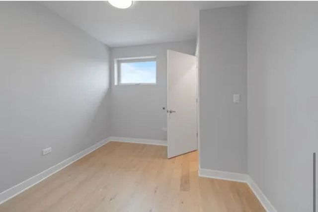 4637 N Ashland Avenue 401, Chicago, IL 60640