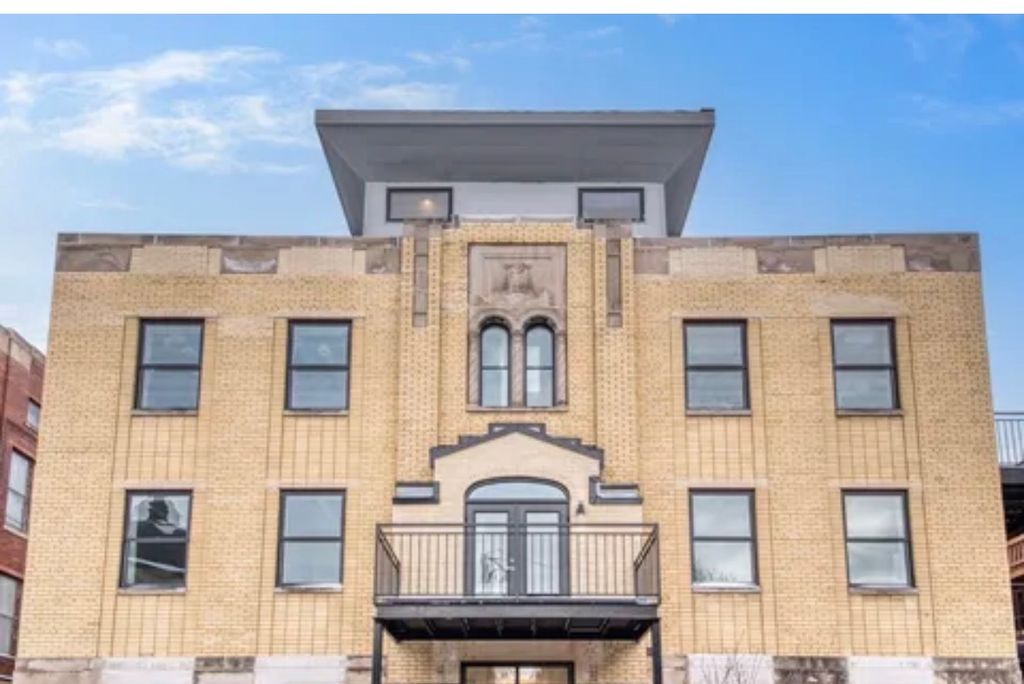 4637 N Ashland Avenue 401, Chicago, IL 60640