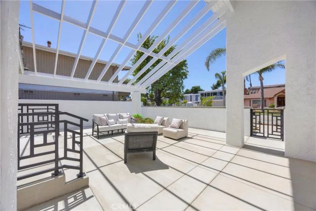 4232 Pierson Drive, Huntington Beach, CA 92649