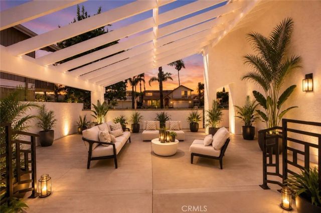 4232 Pierson Drive, Huntington Beach, CA 92649