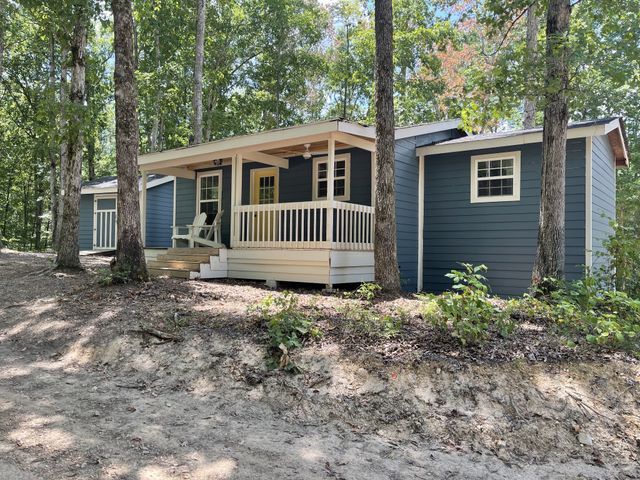 1030 Johnson Hollow Rd, Mc Ewen, TN 37101