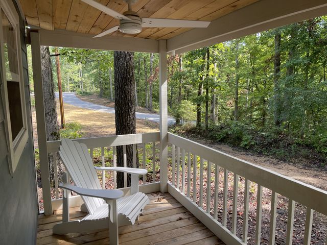 1030 Johnson Hollow Rd, Mc Ewen, TN 37101