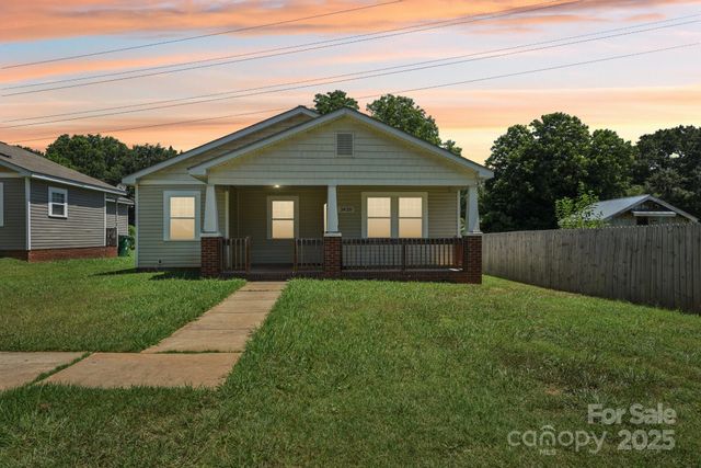 3420 Kentucky Avenue, Charlotte, NC 28216