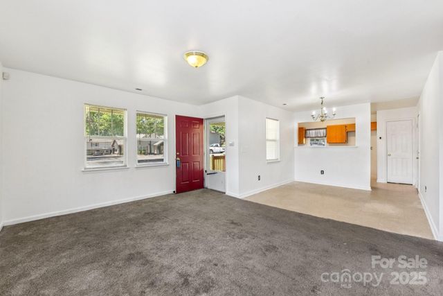 3420 Kentucky Avenue, Charlotte, NC 28216