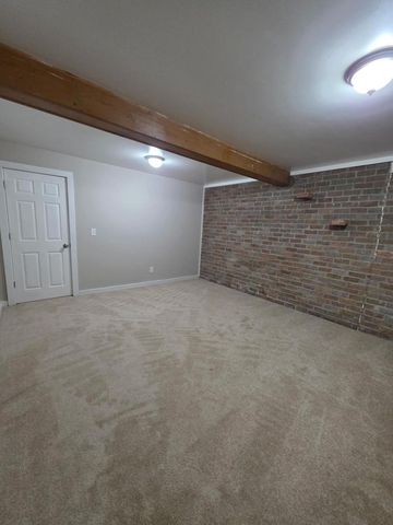 14220 Ranch ROAD, Brookfield, WI 53005