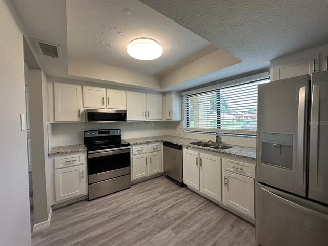 1437 57TH STREET W 1437, Bradenton, FL 34209