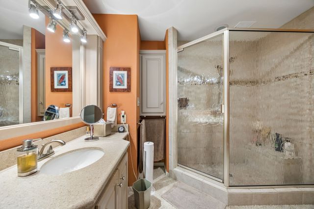 8160 San Cristobal Drive, Dallas, TX 75218
