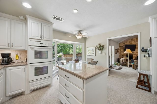 8160 San Cristobal Drive, Dallas, TX 75218