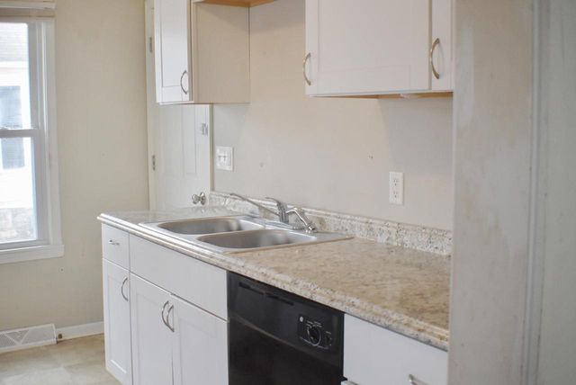 705 washington Street, Edgerton, WI 53534
