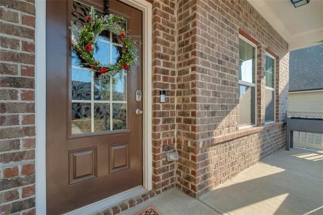 7129 Birch View Court, Flowery Branch, GA 30542