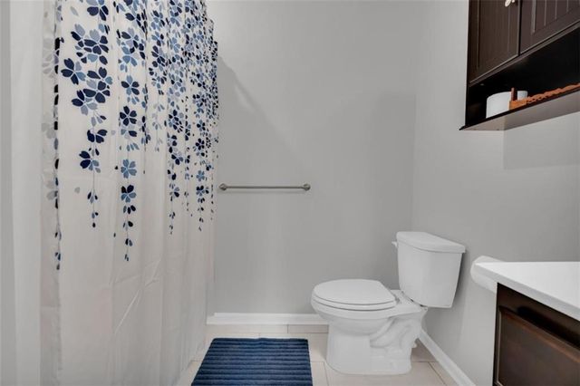 7129 Birch View Court, Flowery Branch, GA 30542
