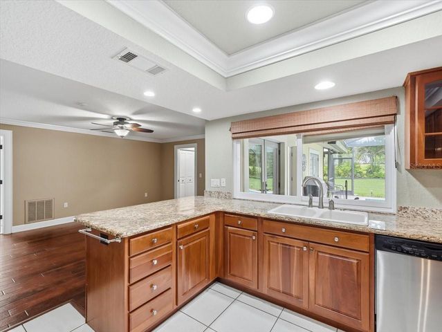 13903 MIDDLE PARK DRIVE, Tampa, FL 33624
