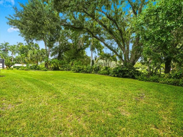 13903 MIDDLE PARK DRIVE, Tampa, FL 33624