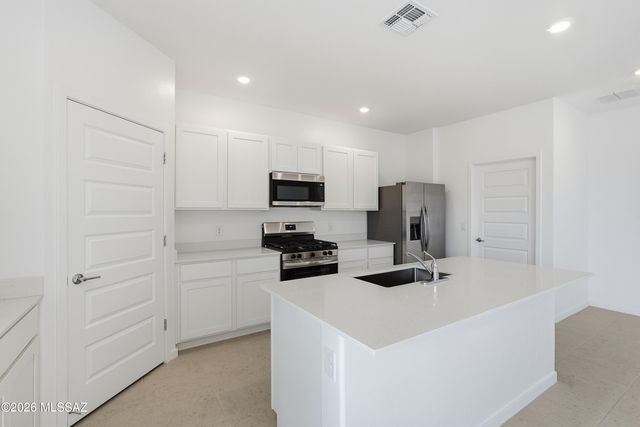 12232 N Manley Avenue, Marana, AZ 85653