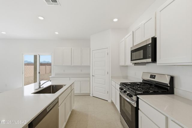 12232 N Manley Avenue, Marana, AZ 85653