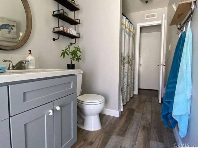 102 E Crestview, Corona, CA 92879