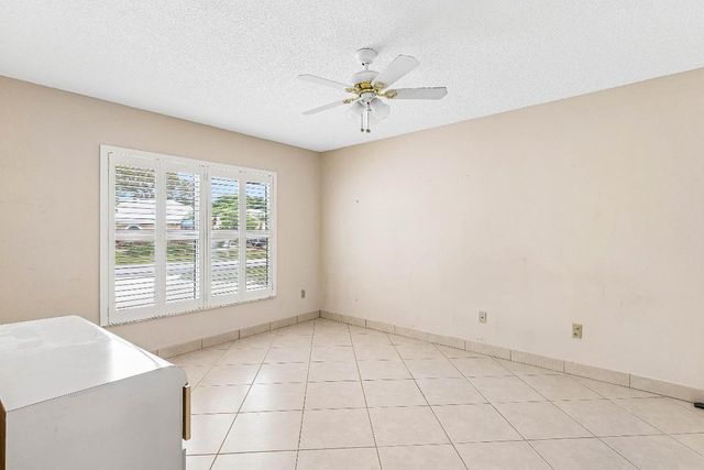 6249 Beaconwood Road, Lake Worth, FL 33467