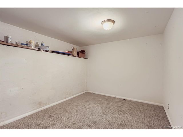657 Meade St, Denver, CO 80204