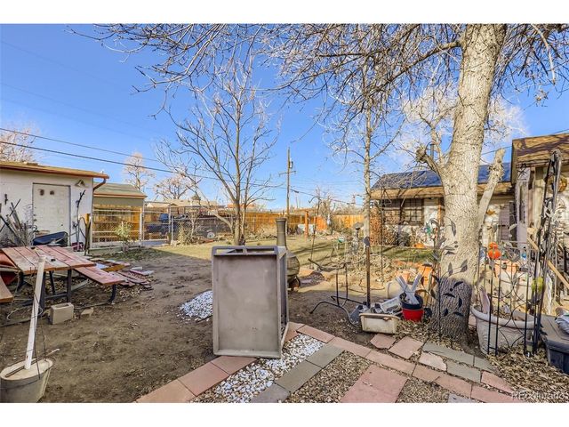 657 Meade St, Denver, CO 80204