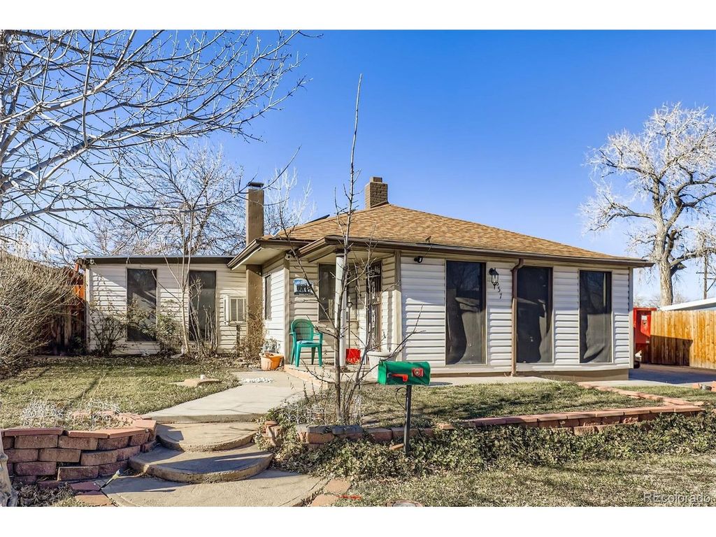 657 Meade St, Denver, CO 80204