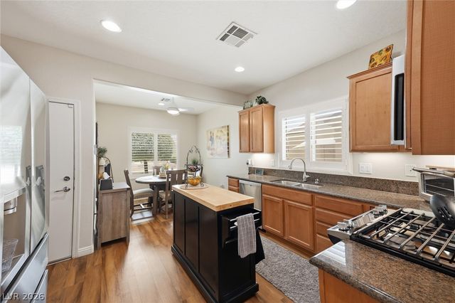 7421 Petrel Street, North Las Vegas, NV 89084
