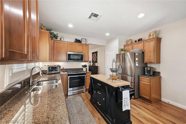 7421 Petrel Street, North Las Vegas, NV 89084