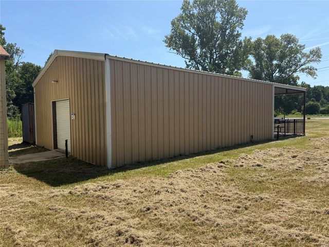 1331 Us Highway 190 W, Oakhurst, TX 77359