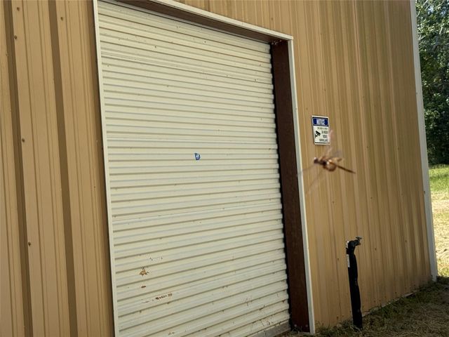 1331 Us Highway 190 W, Oakhurst, TX 77359
