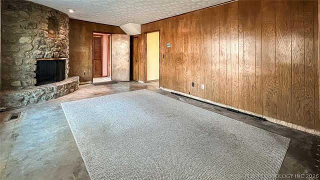 219 W 31st Street, Sand Springs, OK 74063