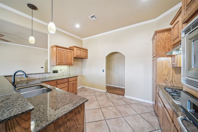 8463 N 66th Avenue, Owasso, OK 74055