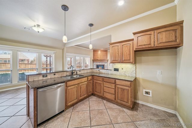 8463 N 66th Avenue, Owasso, OK 74055