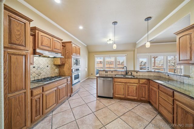 8463 N 66th Avenue, Owasso, OK 74055