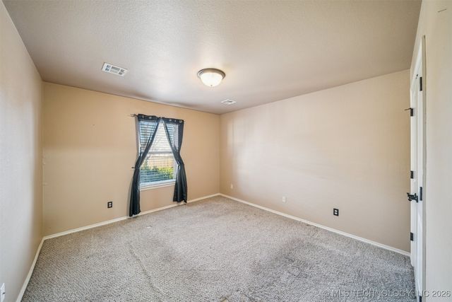 8463 N 66th Avenue, Owasso, OK 74055