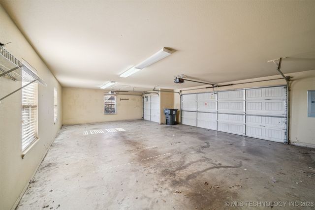 8463 N 66th Avenue, Owasso, OK 74055