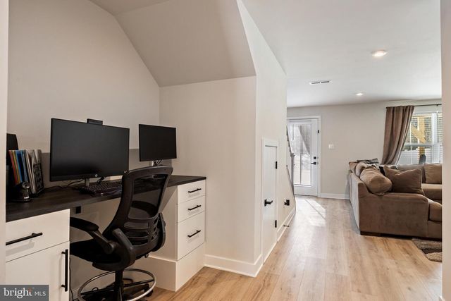 30 SAND HILLS DR, Williamstown, NJ 08094