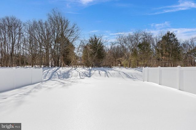 30 SAND HILLS DR, Williamstown, NJ 08094