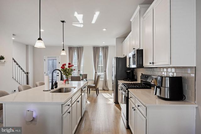 30 SAND HILLS DR, Williamstown, NJ 08094