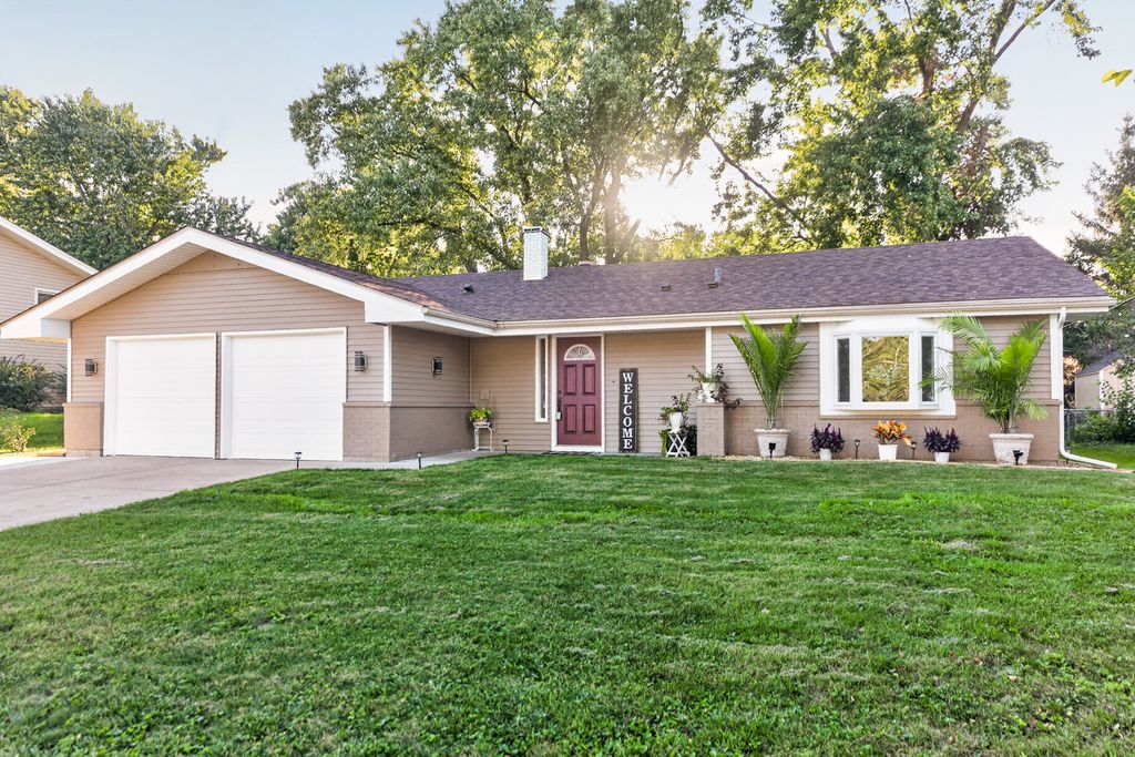 2S054 Avondale Lane, Lombard, IL 60148 — exterior