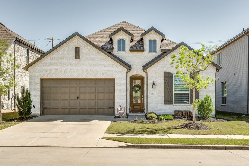 704 Wycliffe Drive, Celina, TX 75009